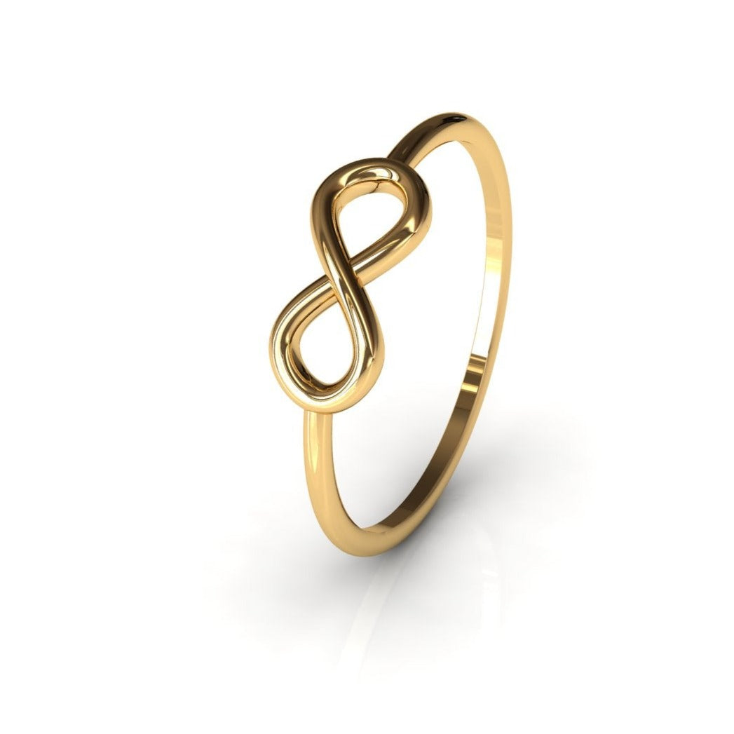 L'Infini gold infinity ring, close-up front view